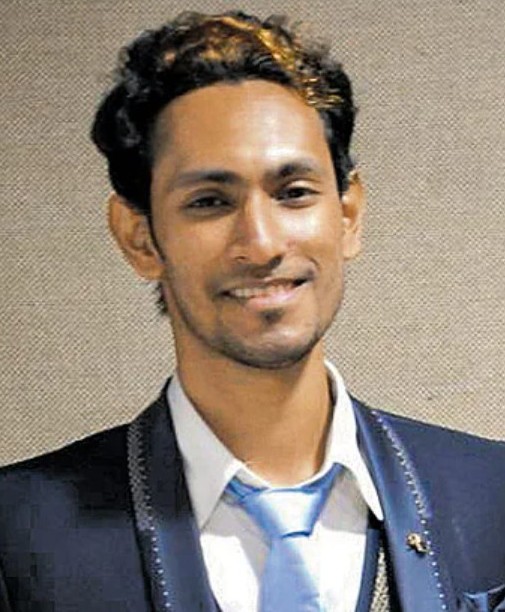 Dr Vignesh Ujjwal