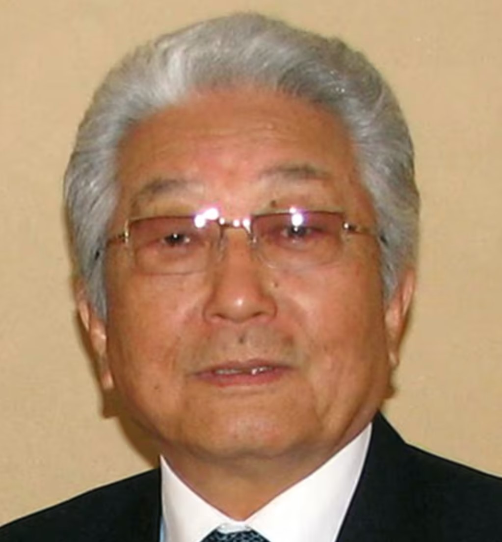 Mr. Ung Chang